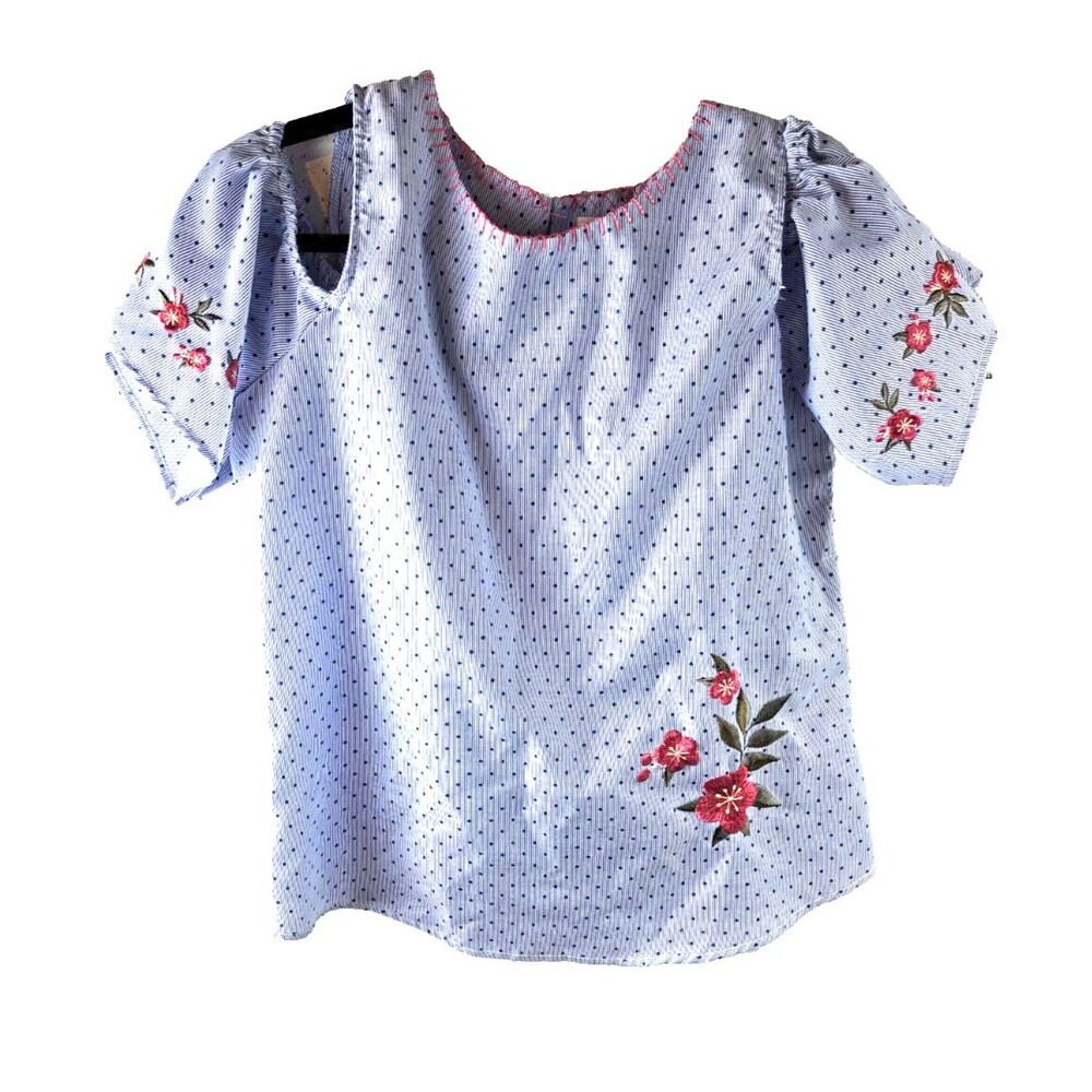 Cupio Top Women's Sz M Blue Polka Dot Blouse w Flower Embroidery